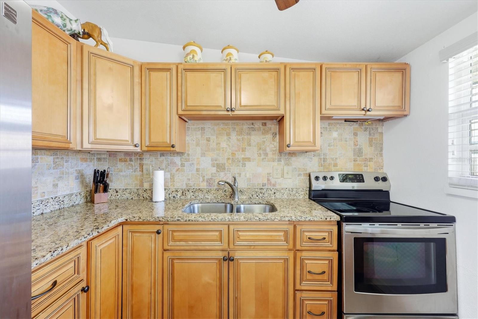 898 S BROADWAY, ENGLEWOOD, FL — photo 20