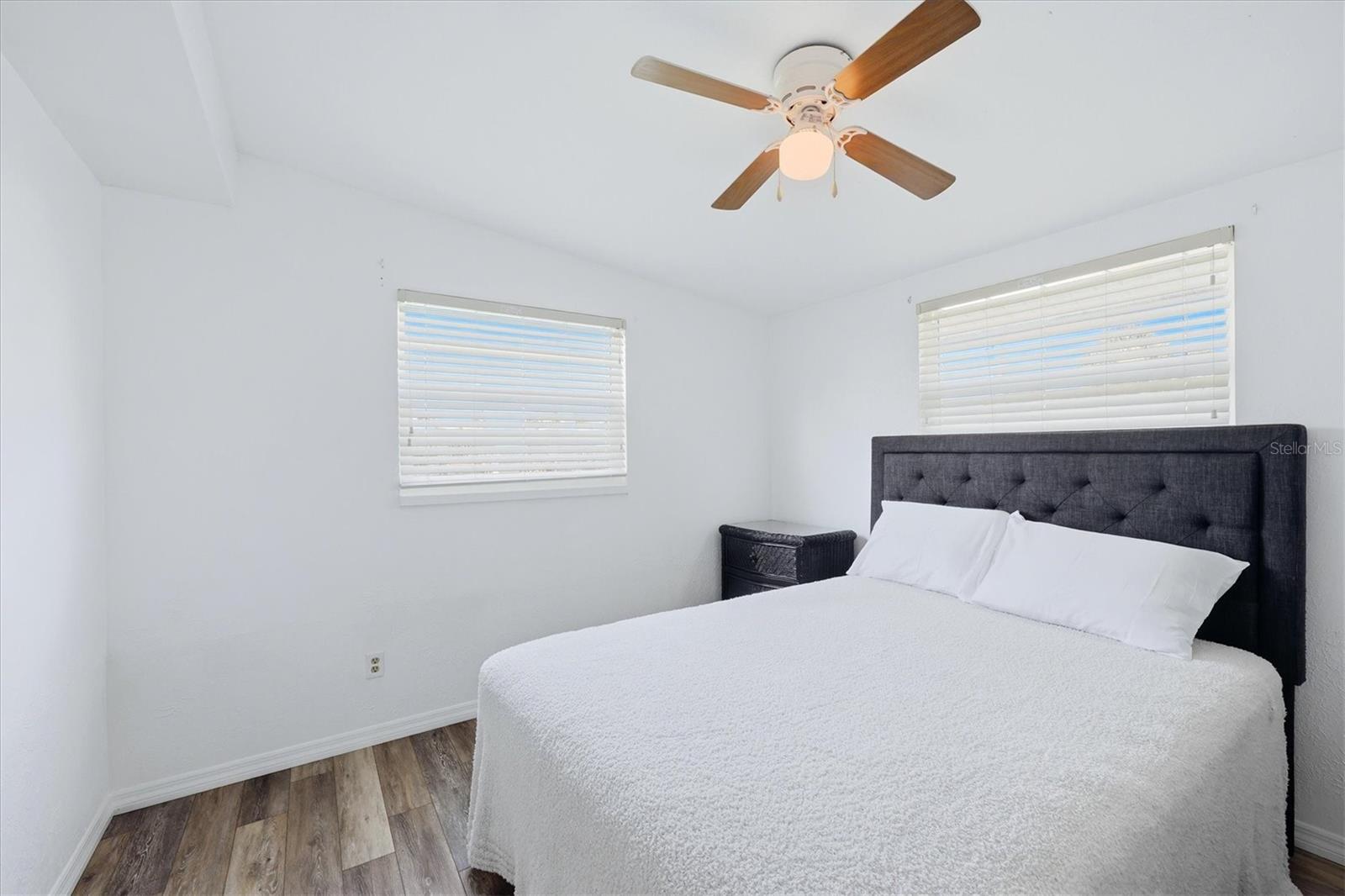 898 S BROADWAY, ENGLEWOOD, FL — photo 22