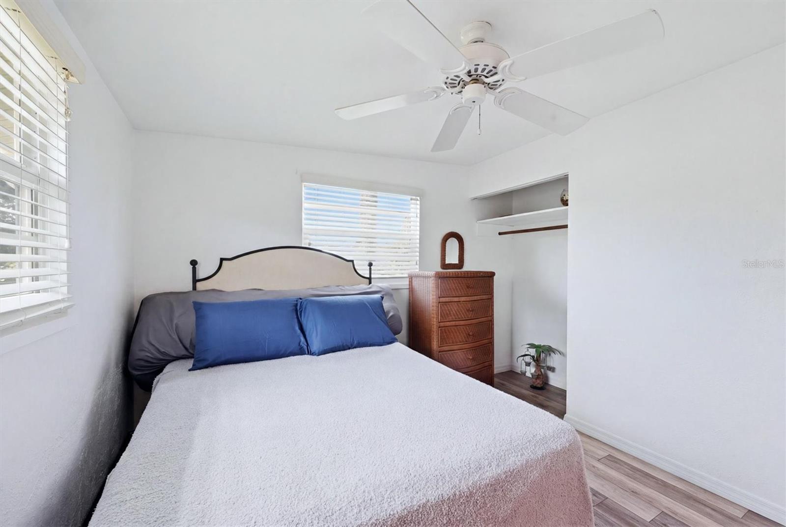 898 S BROADWAY, ENGLEWOOD, FL — photo 26