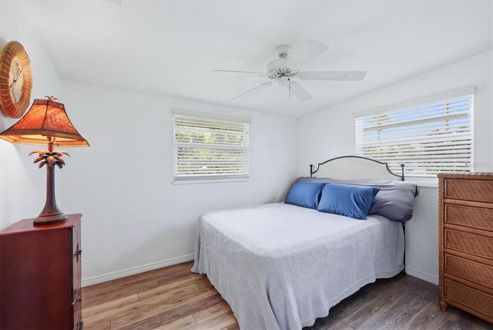 898 S BROADWAY, ENGLEWOOD, FL — photo 27