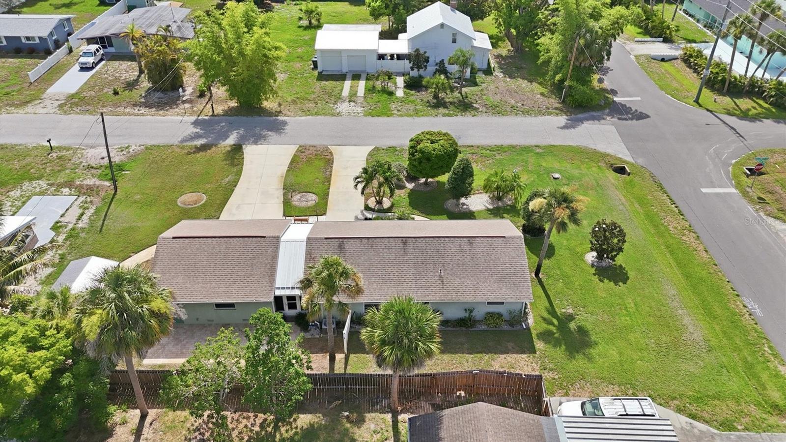898 S BROADWAY, ENGLEWOOD, FL — photo 35