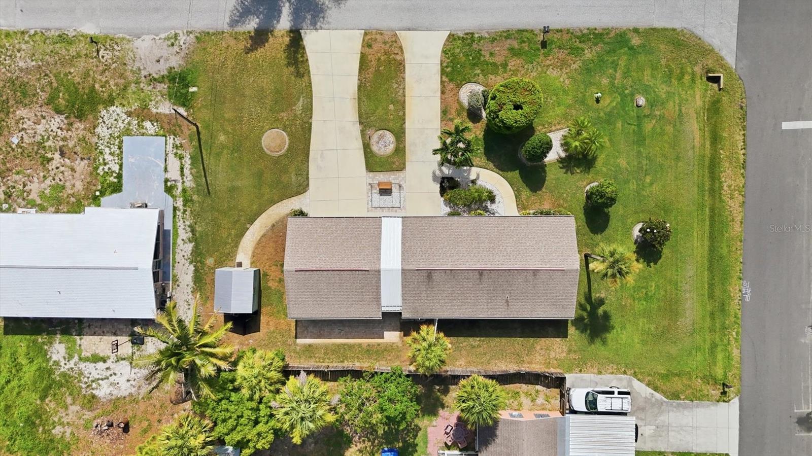 898 S BROADWAY, ENGLEWOOD, FL — photo 36