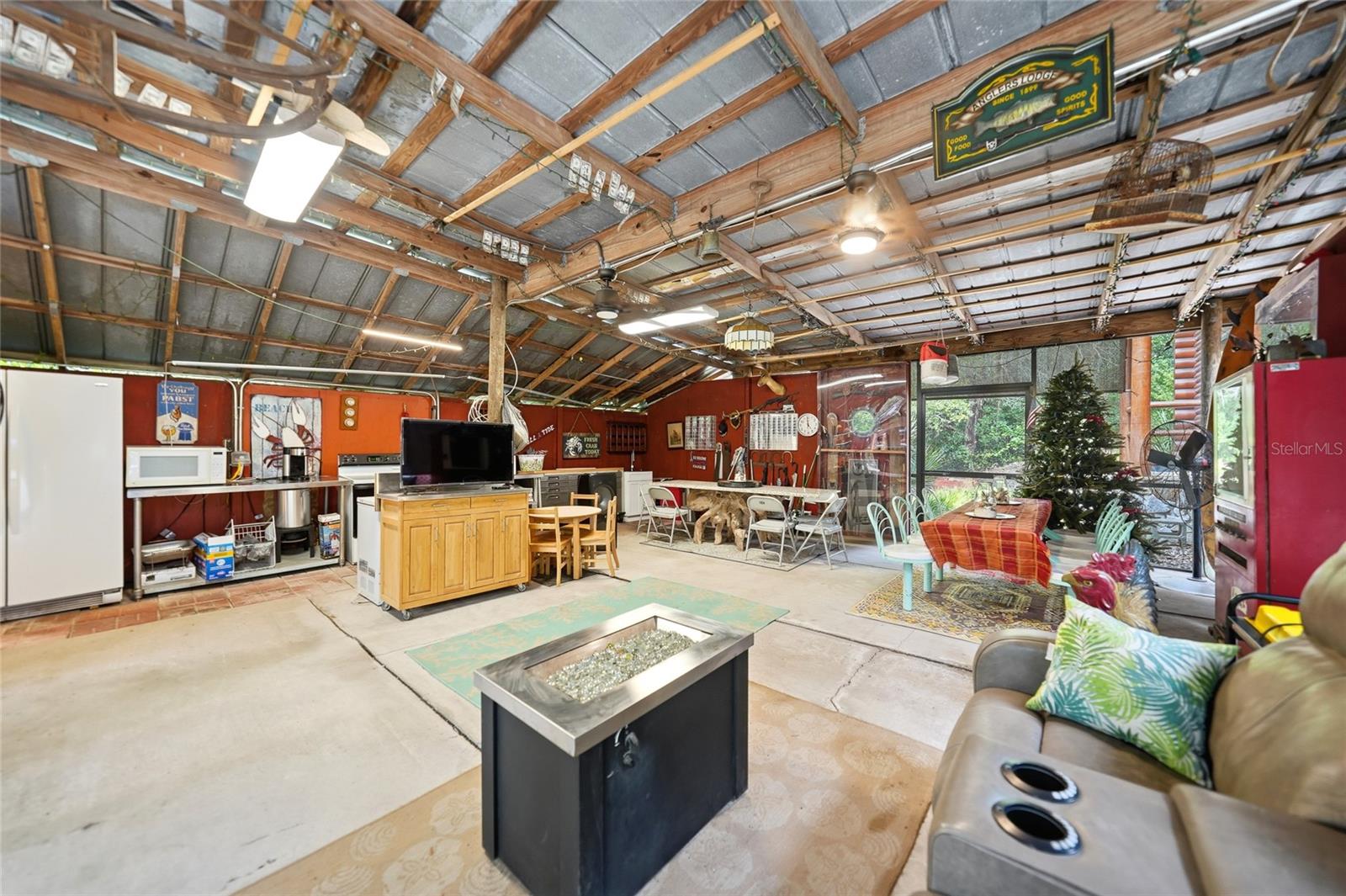 8199 W PINOAK CT, HOMOSASSA, FL — photo 33