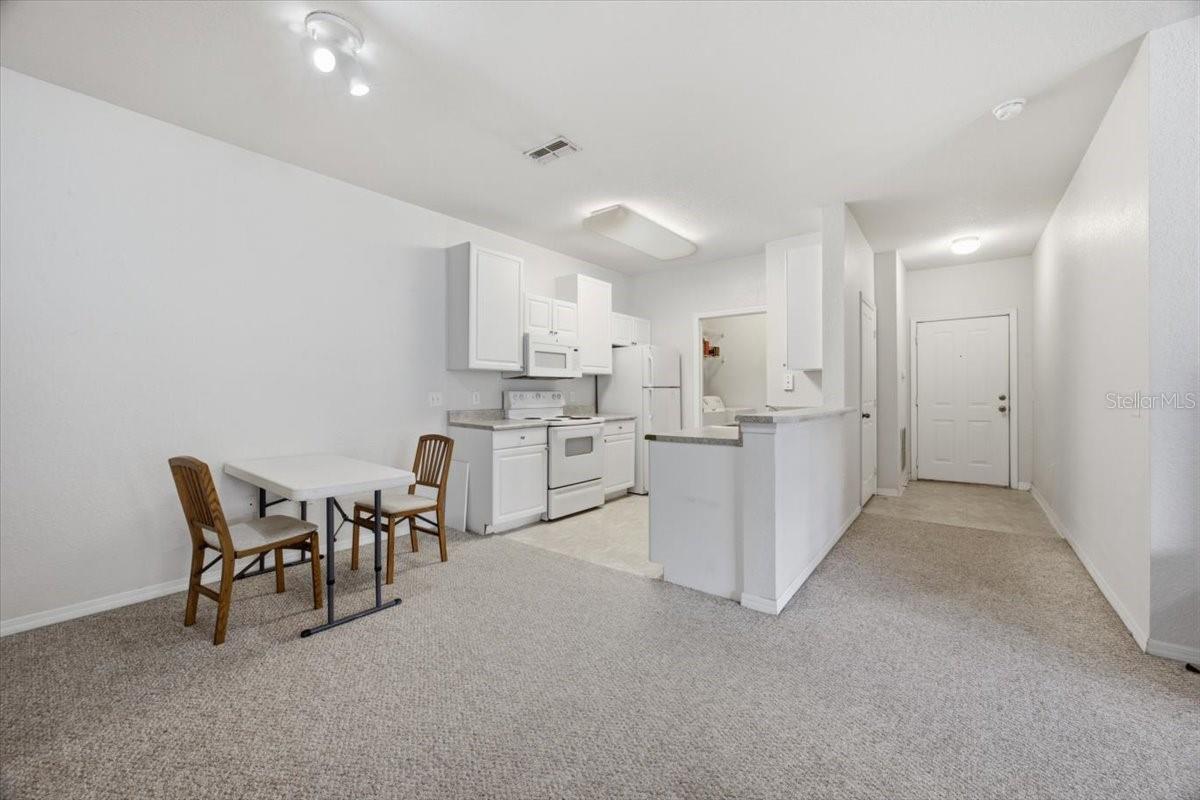 4008 HEMINGWAY CIR, HAINES CITY, FL — photo 6