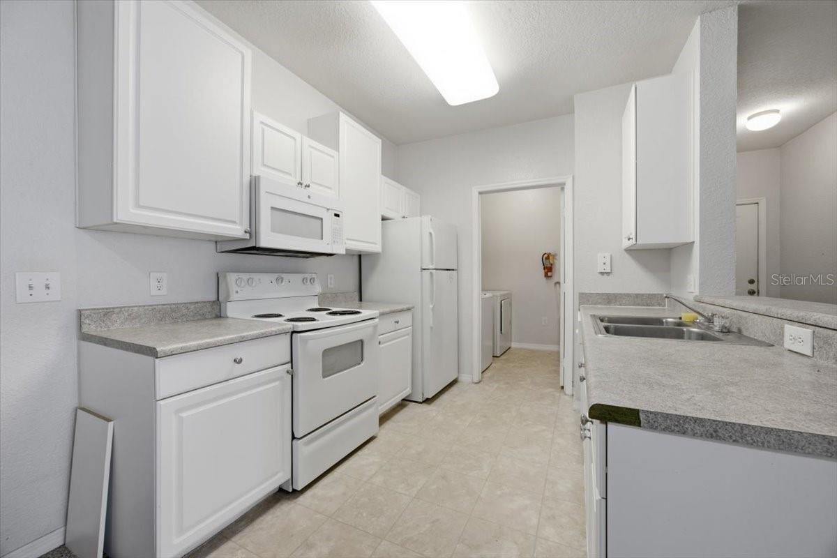 4008 HEMINGWAY CIR, HAINES CITY, FL — photo 8