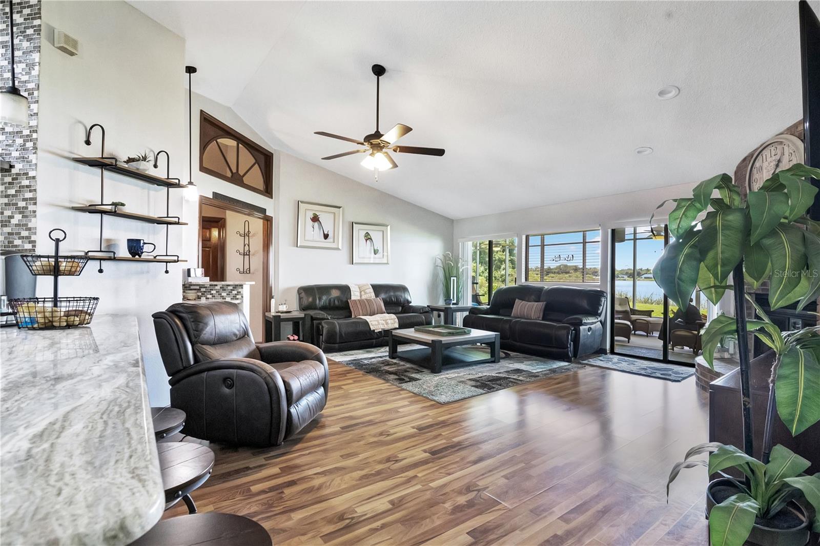 884 W LAKE HOLDEN PT, ORLANDO, FL — photo 9