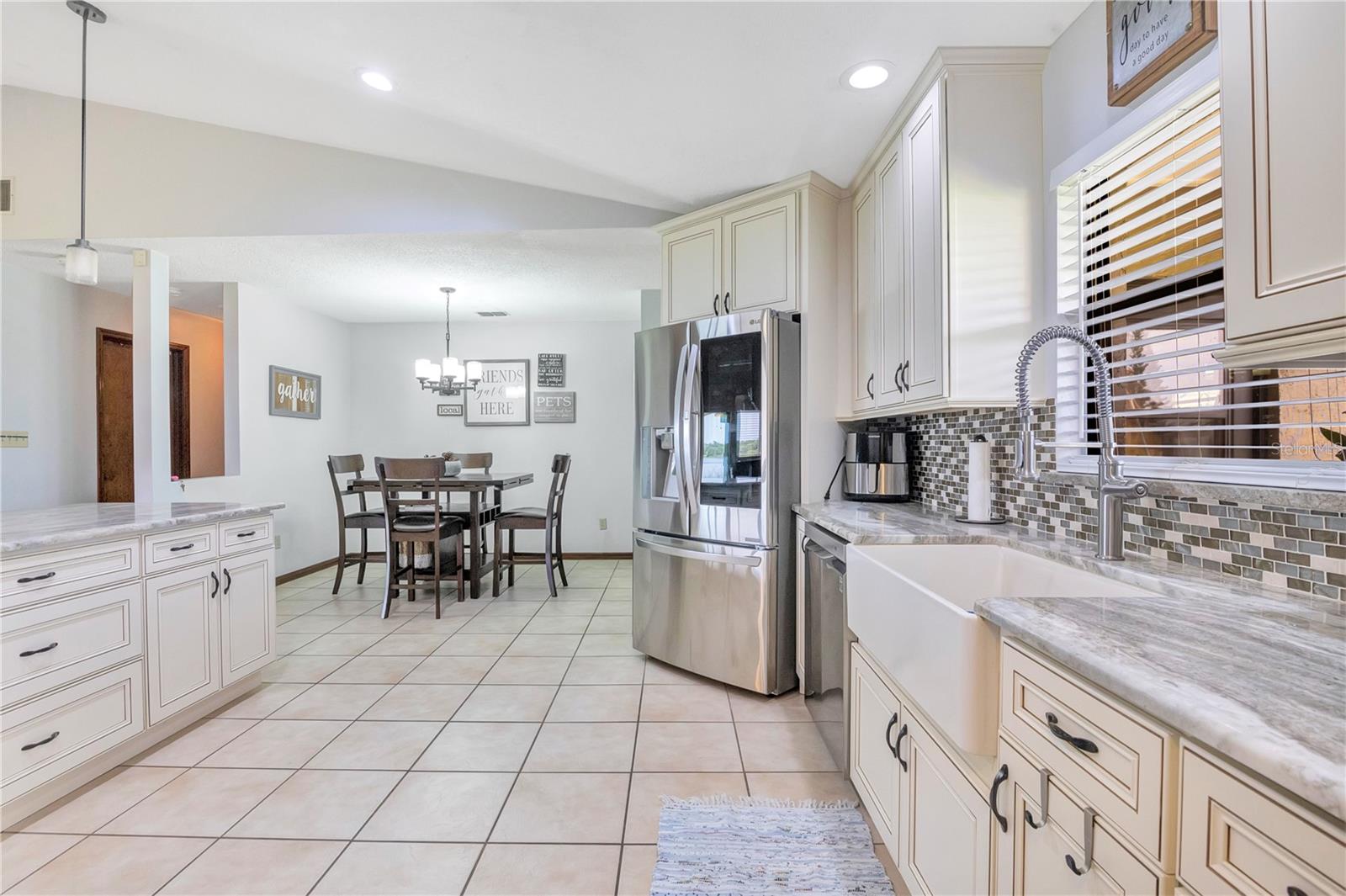 884 W LAKE HOLDEN PT, ORLANDO, FL — photo 15