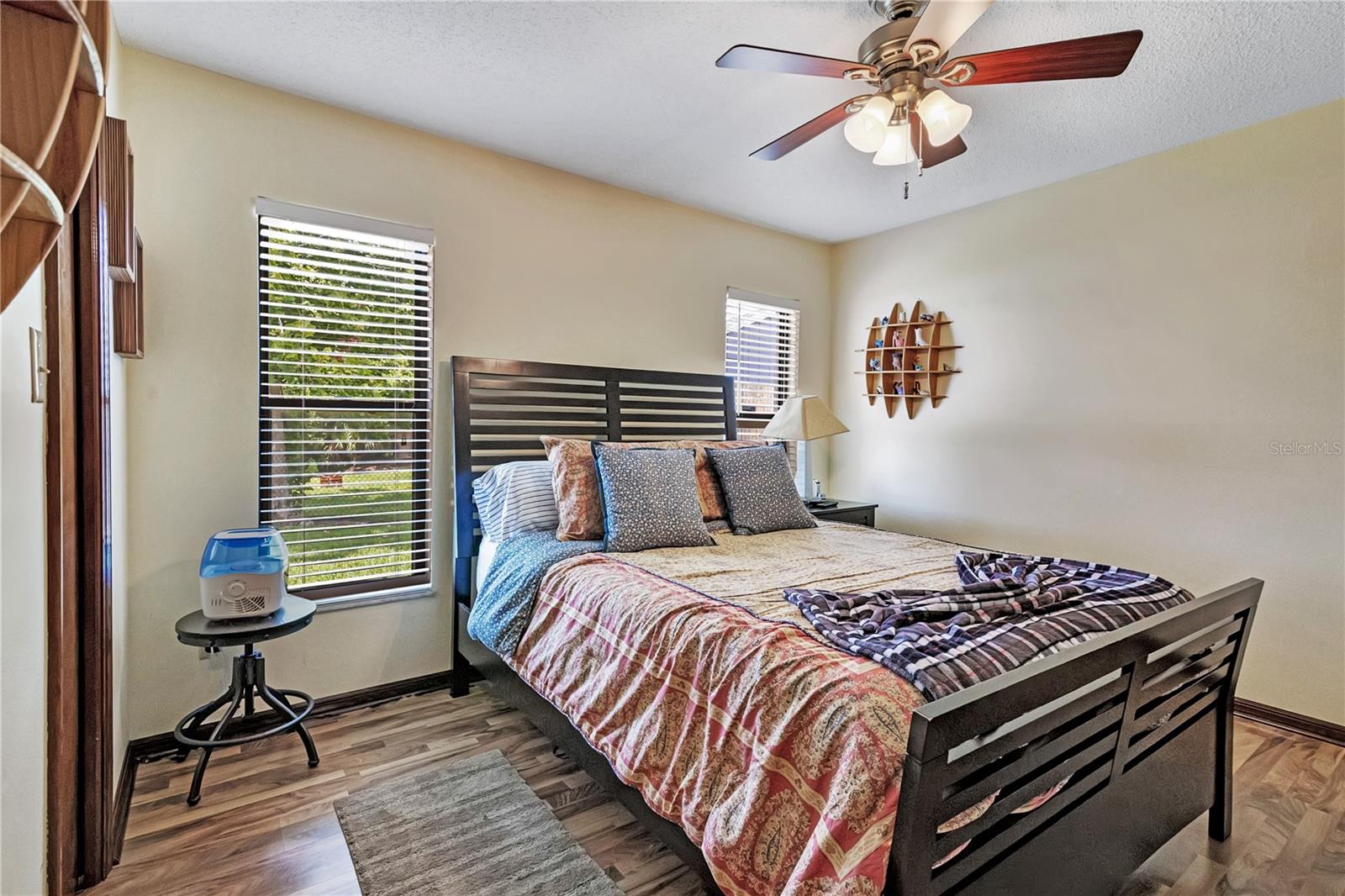 884 W LAKE HOLDEN PT, ORLANDO, FL — photo 20