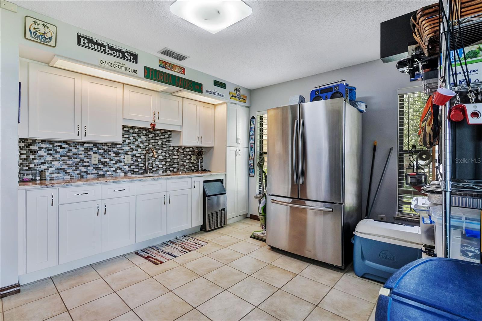 884 W LAKE HOLDEN PT, ORLANDO, FL — photo 27
