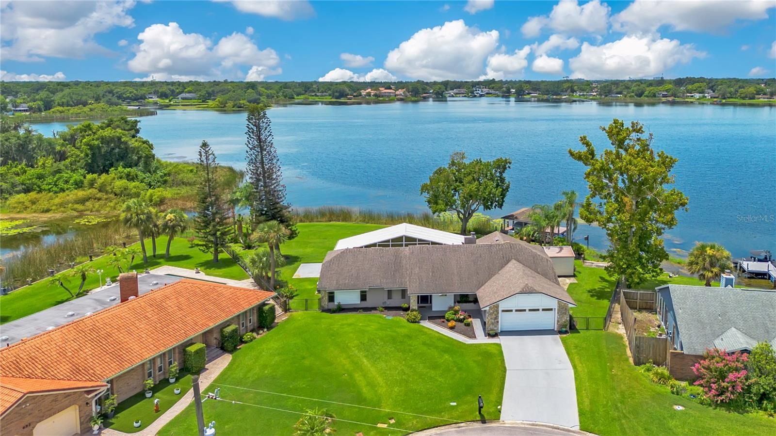 884 W LAKE HOLDEN PT, ORLANDO, FL — photo 42