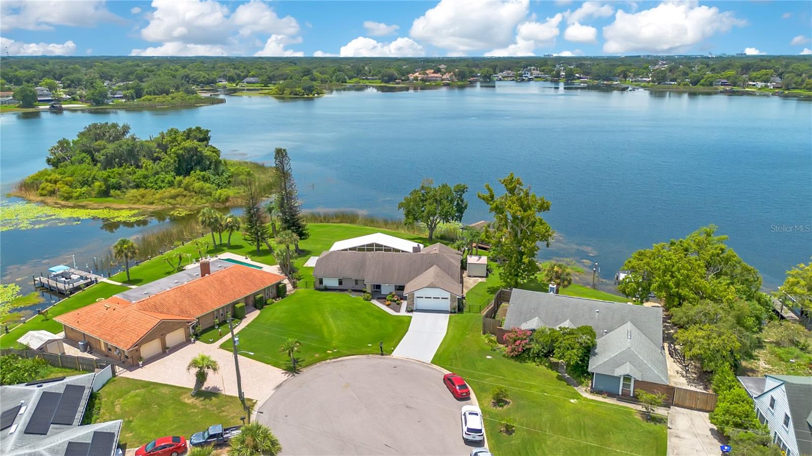 884 W LAKE HOLDEN PT, ORLANDO, FL — photo 43