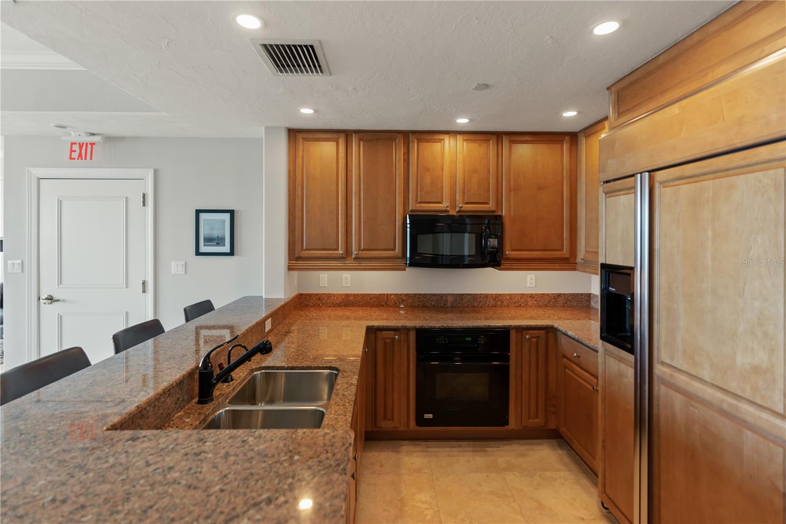 258 GOLDEN GATE PT #701, SARASOTA, FL — photo 23