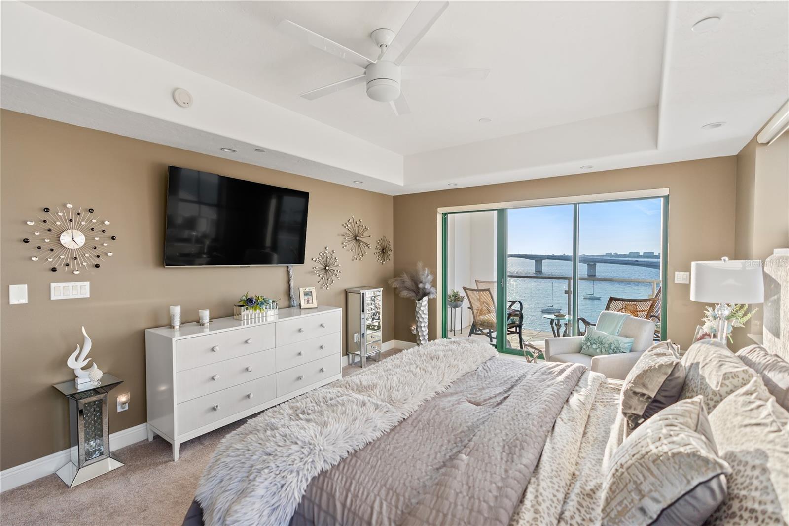 258 GOLDEN GATE PT #701, SARASOTA, FL — photo 37