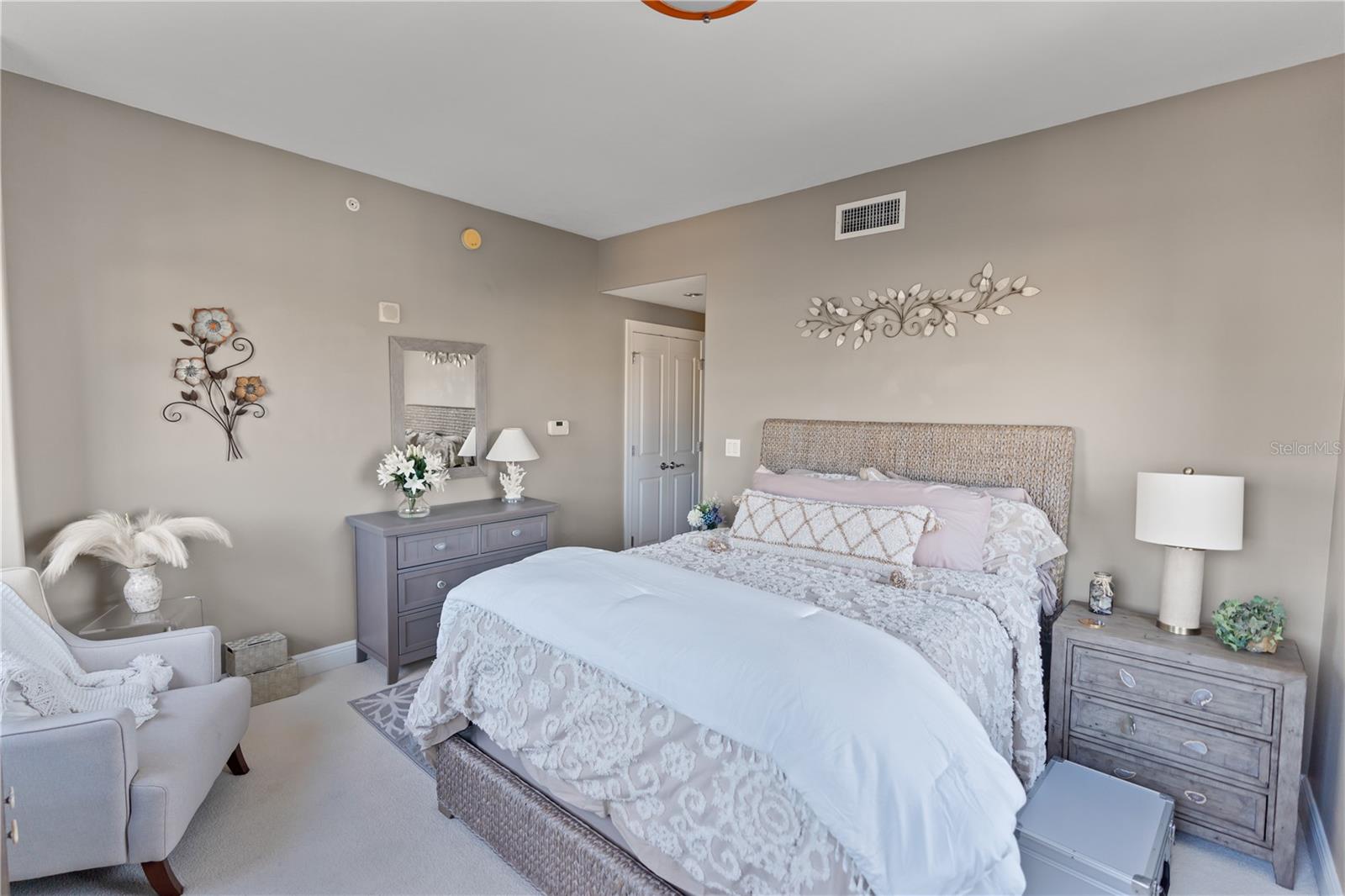 258 GOLDEN GATE PT #701, SARASOTA, FL — photo 45