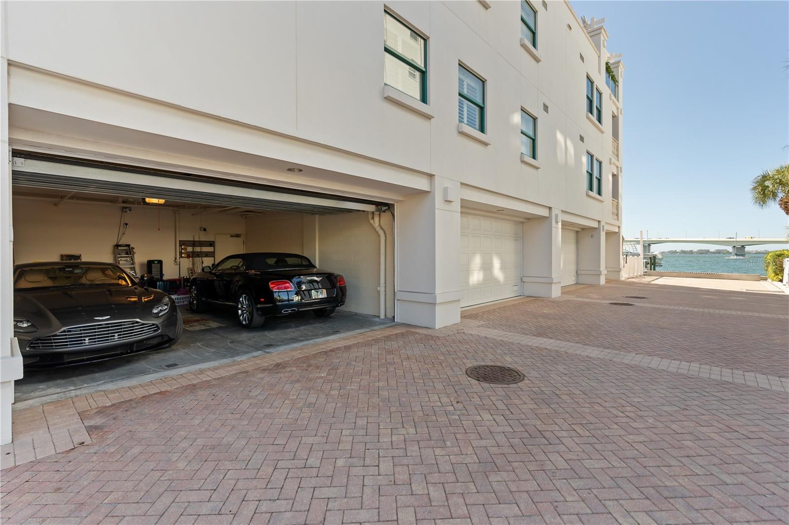 258 GOLDEN GATE PT #701, SARASOTA, FL — photo 63
