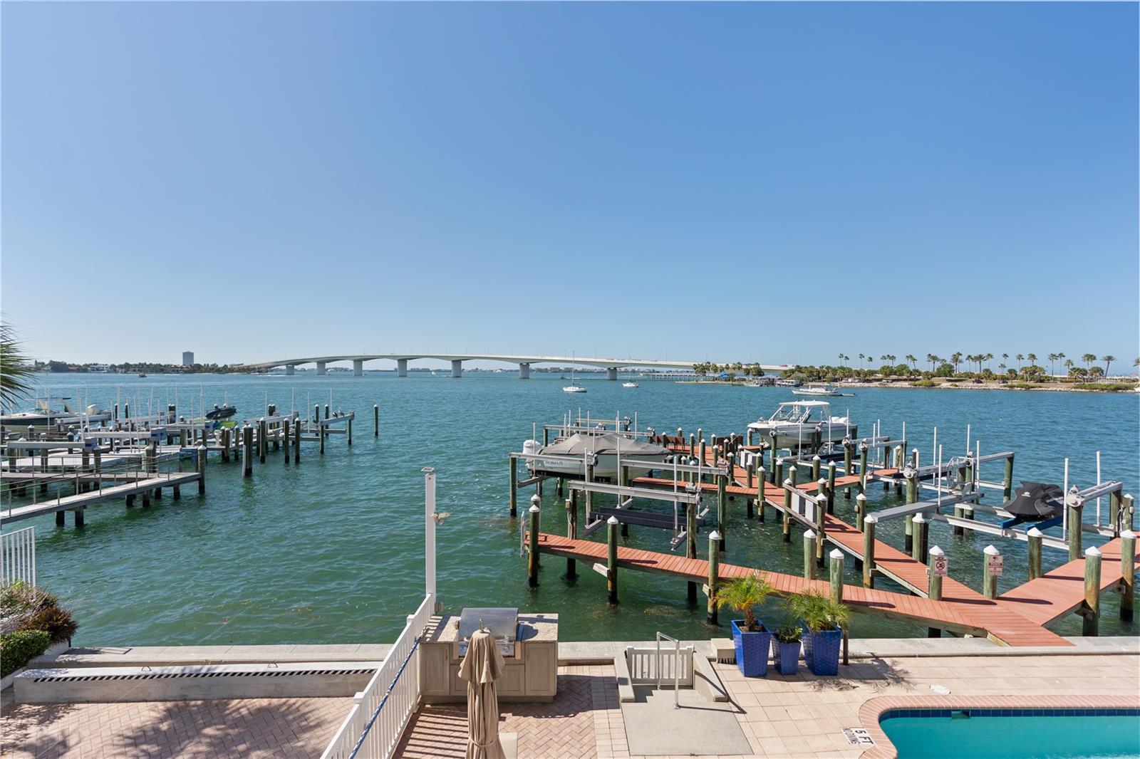 258 GOLDEN GATE PT #701, SARASOTA, FL — photo 65