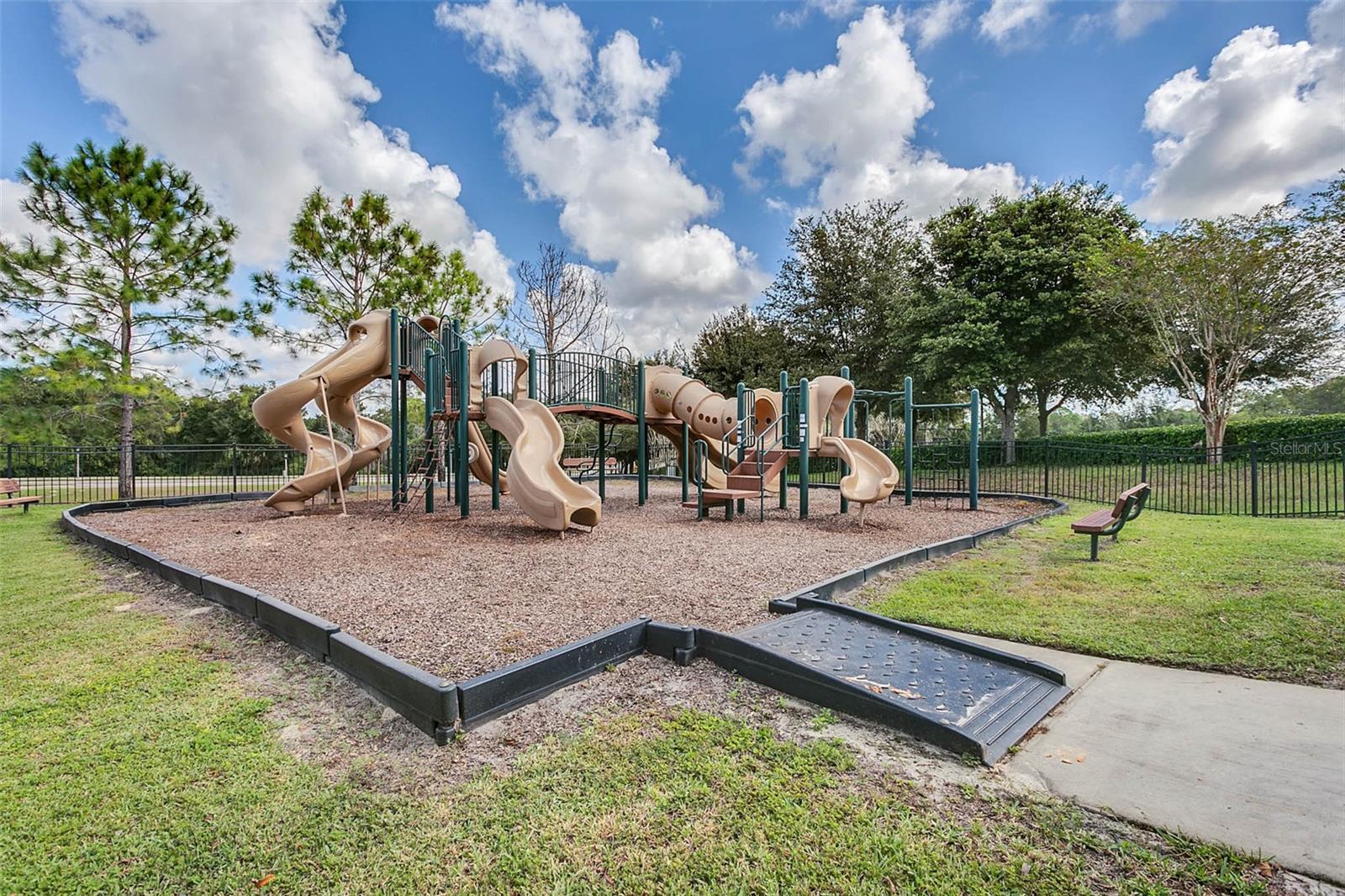 5852 ALENLON WAY, MOUNT DORA, FL — photo 37