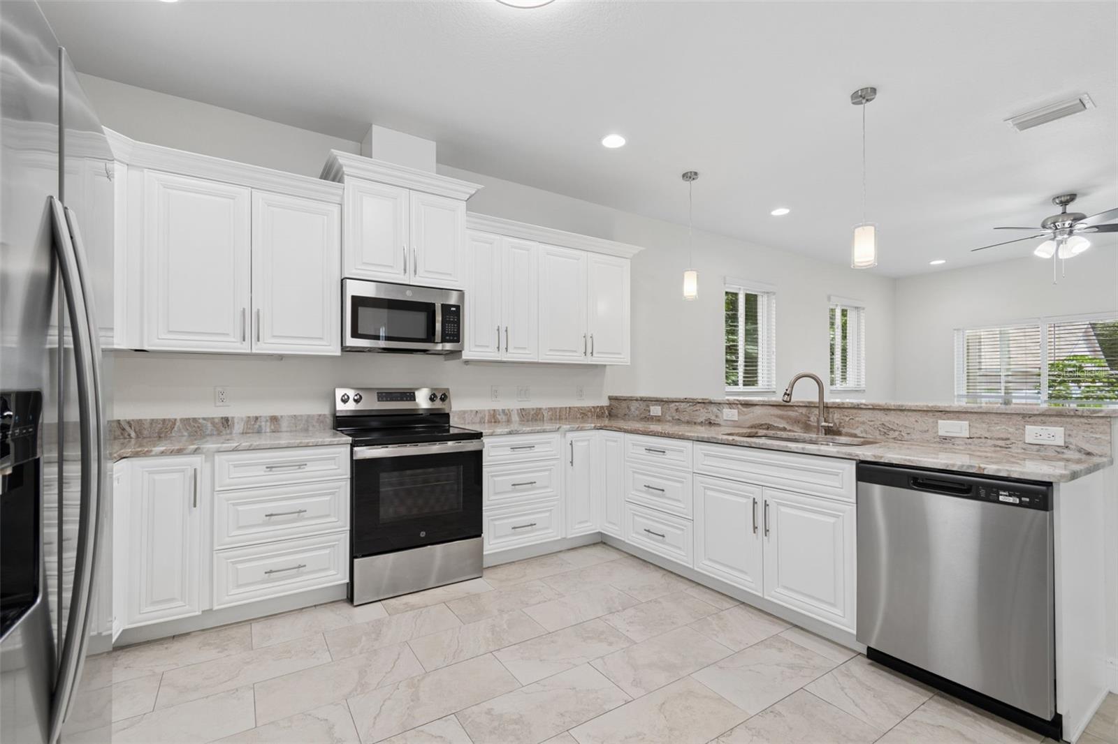 730 8TH AVE NE, LARGO, FL — photo 12