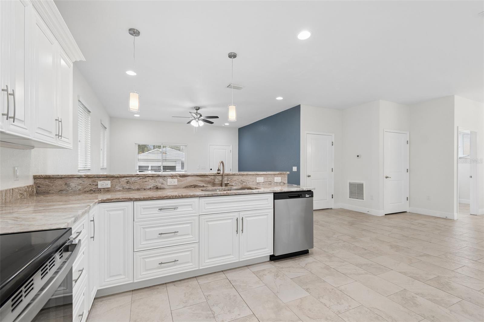 730 8TH AVE NE, LARGO, FL — photo 13