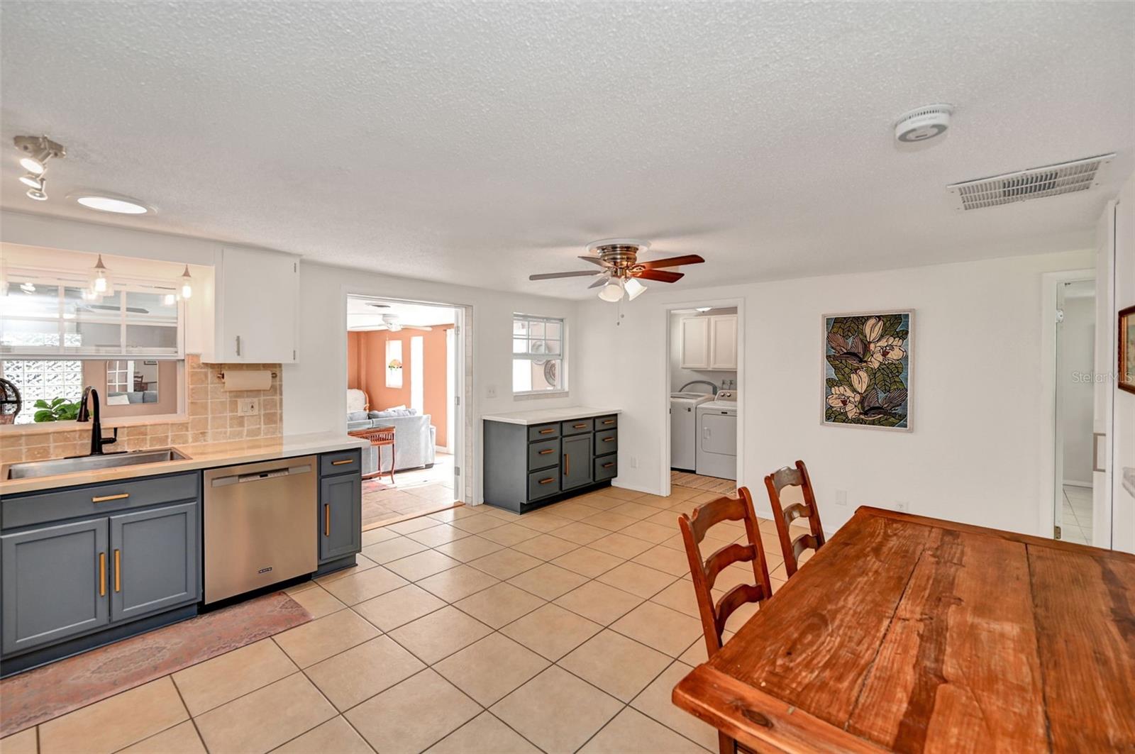 9705 W PIMPERNEL LN, CRYSTAL RIVER, FL — photo 6