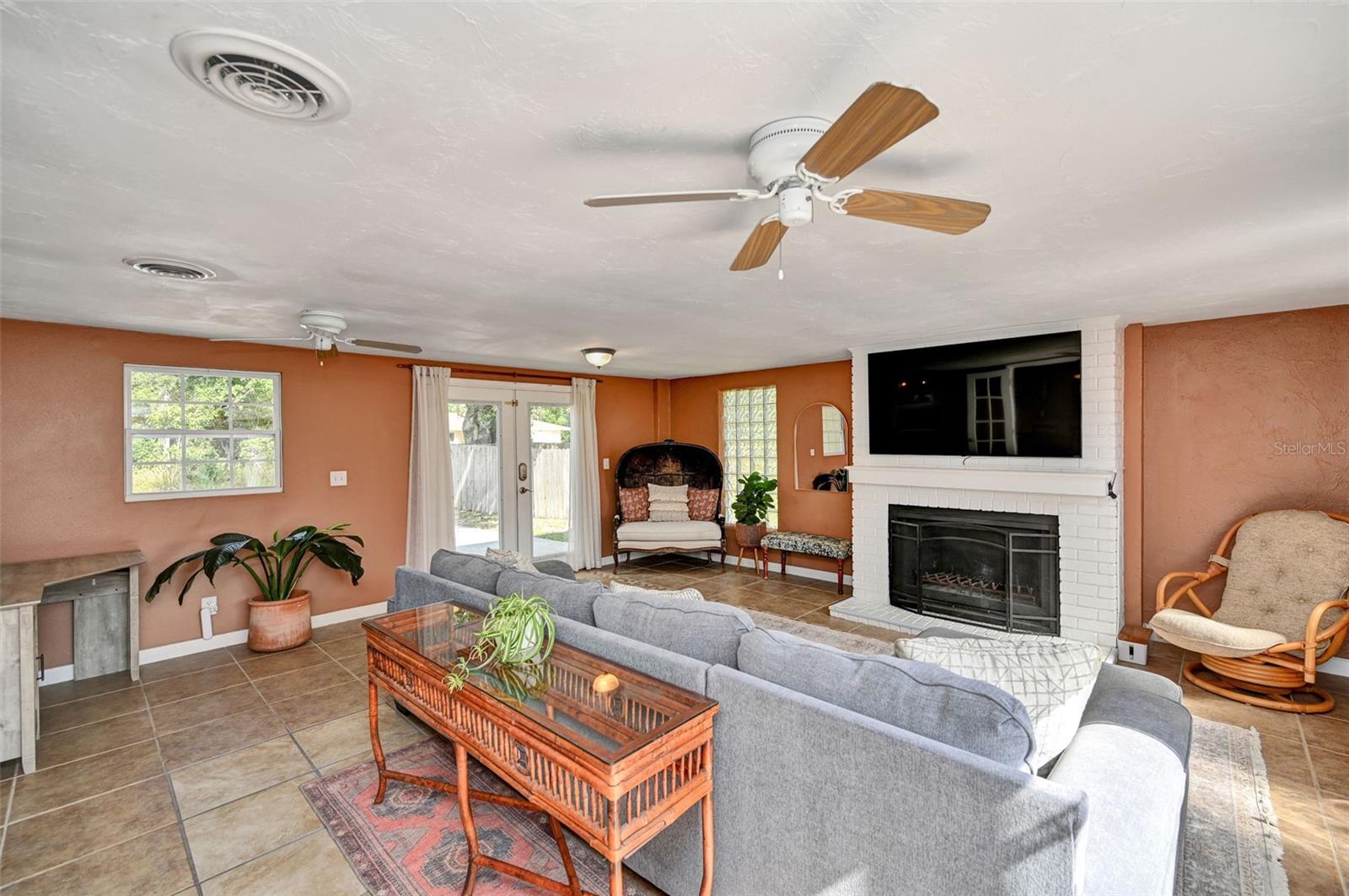 9705 W PIMPERNEL LN, CRYSTAL RIVER, FL — photo 7