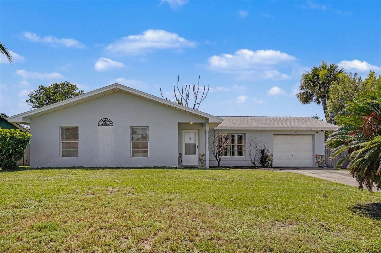 250 CAMBRIDGE AVE NE, PALM BAY, FL