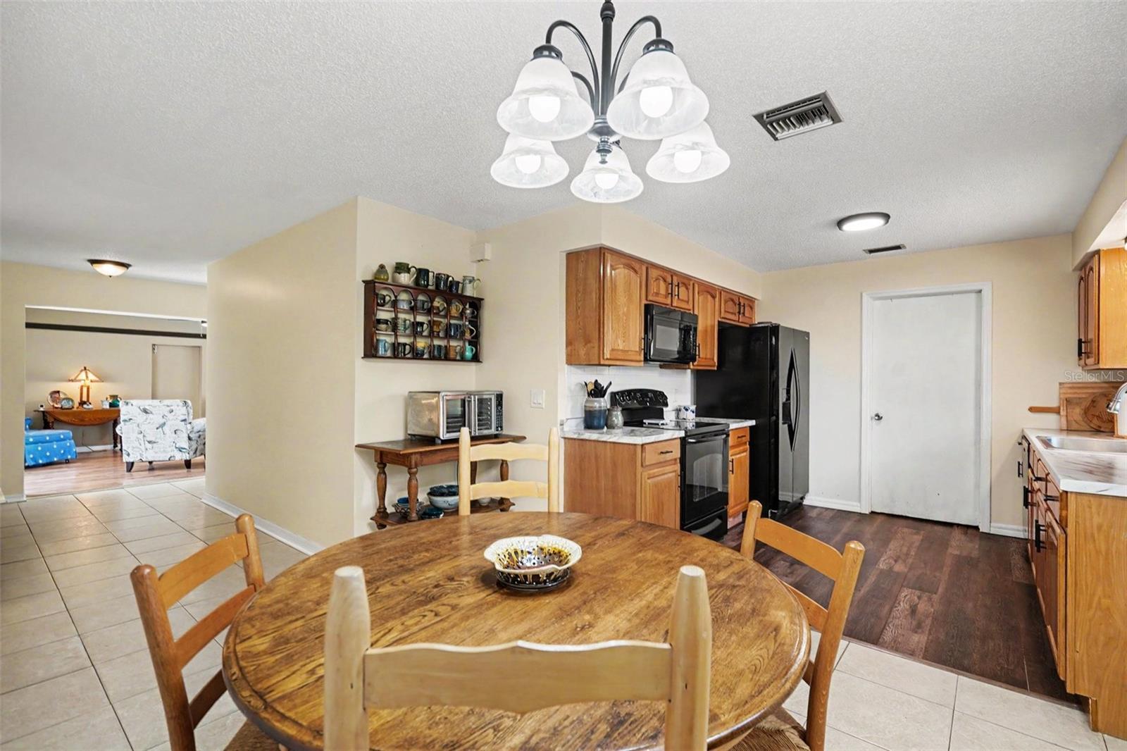 250 CAMBRIDGE AVE NE, PALM BAY, FL — photo 13