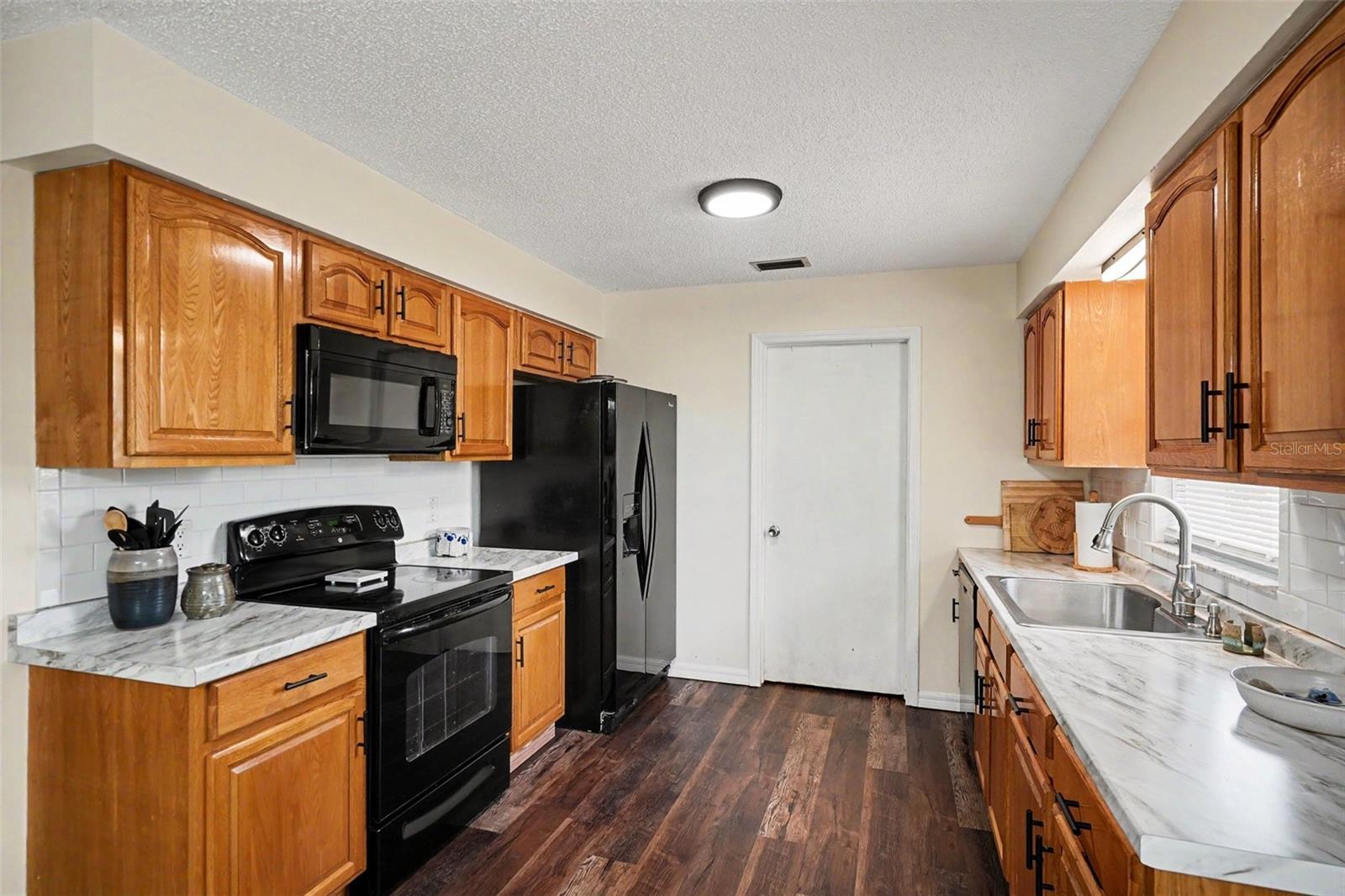 250 CAMBRIDGE AVE NE, PALM BAY, FL — photo 16