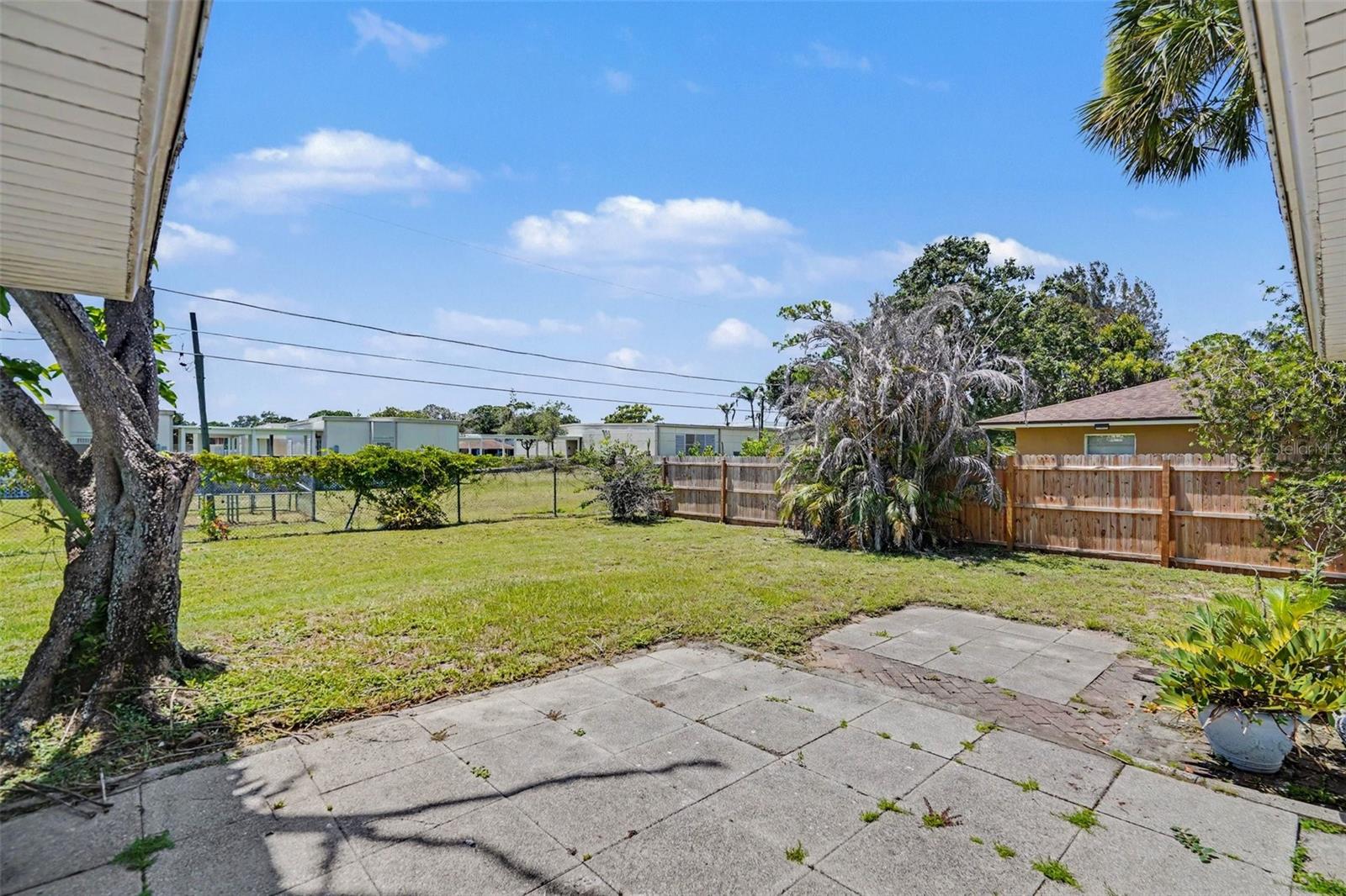250 CAMBRIDGE AVE NE, PALM BAY, FL — photo 32