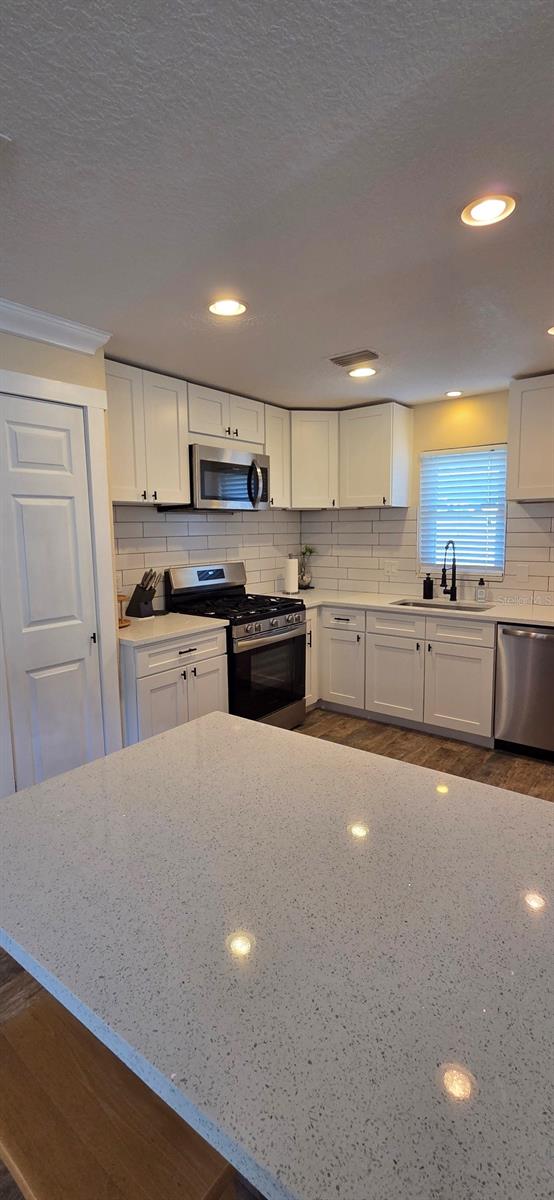 4457 FLORAMAR TER, NEW PORT RICHEY, FL — photo 12
