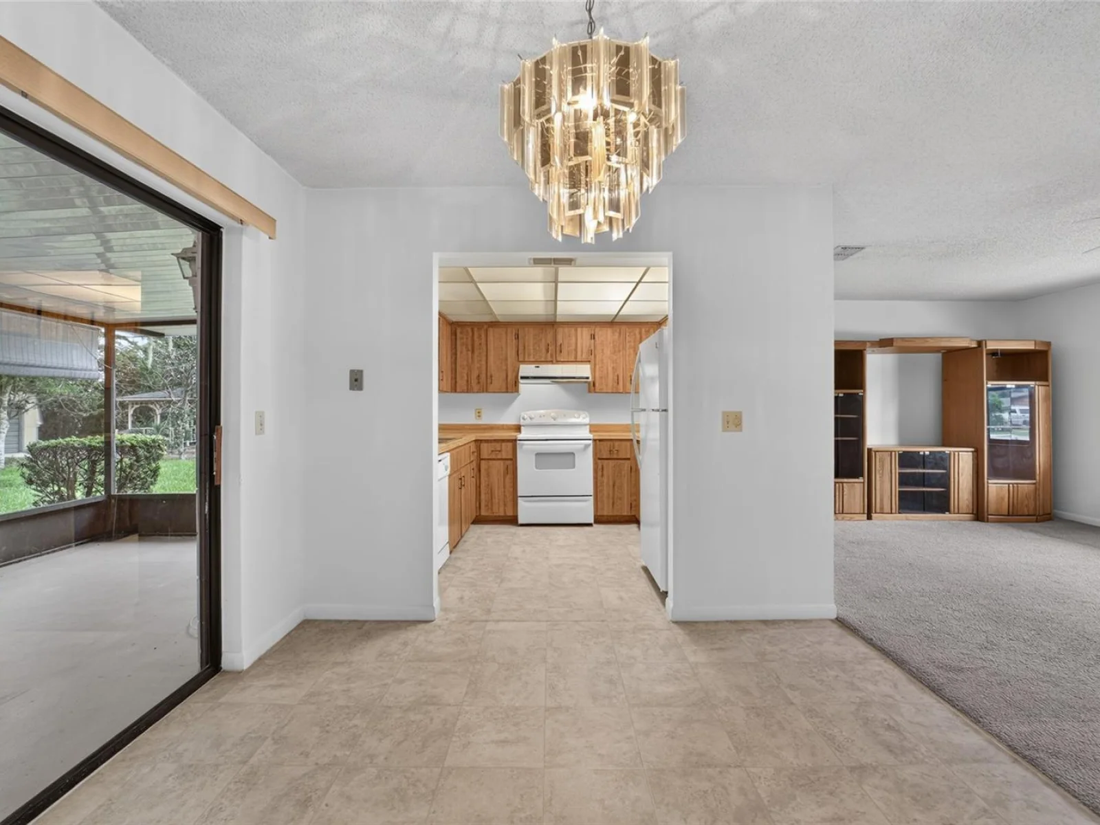 610 FOURTH AVE, LADY LAKE, FL — photo 5