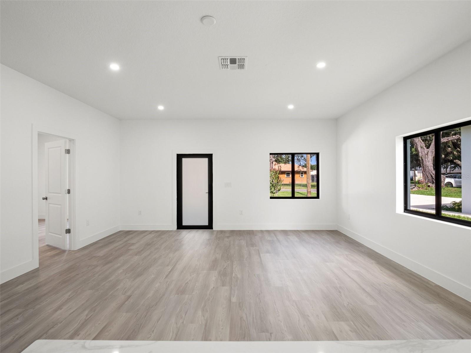 501 OCEAN AVE, APOPKA, FL — photo 8