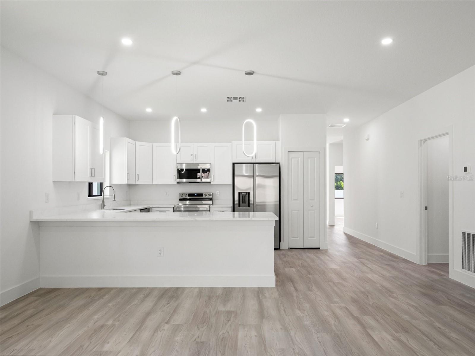 501 OCEAN AVE, APOPKA, FL — photo 12