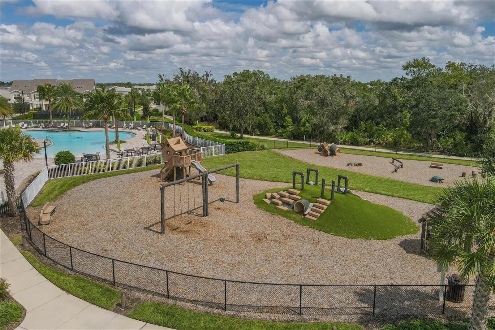 12315 BLUE HILL TRL, BRADENTON, FL — photo 43