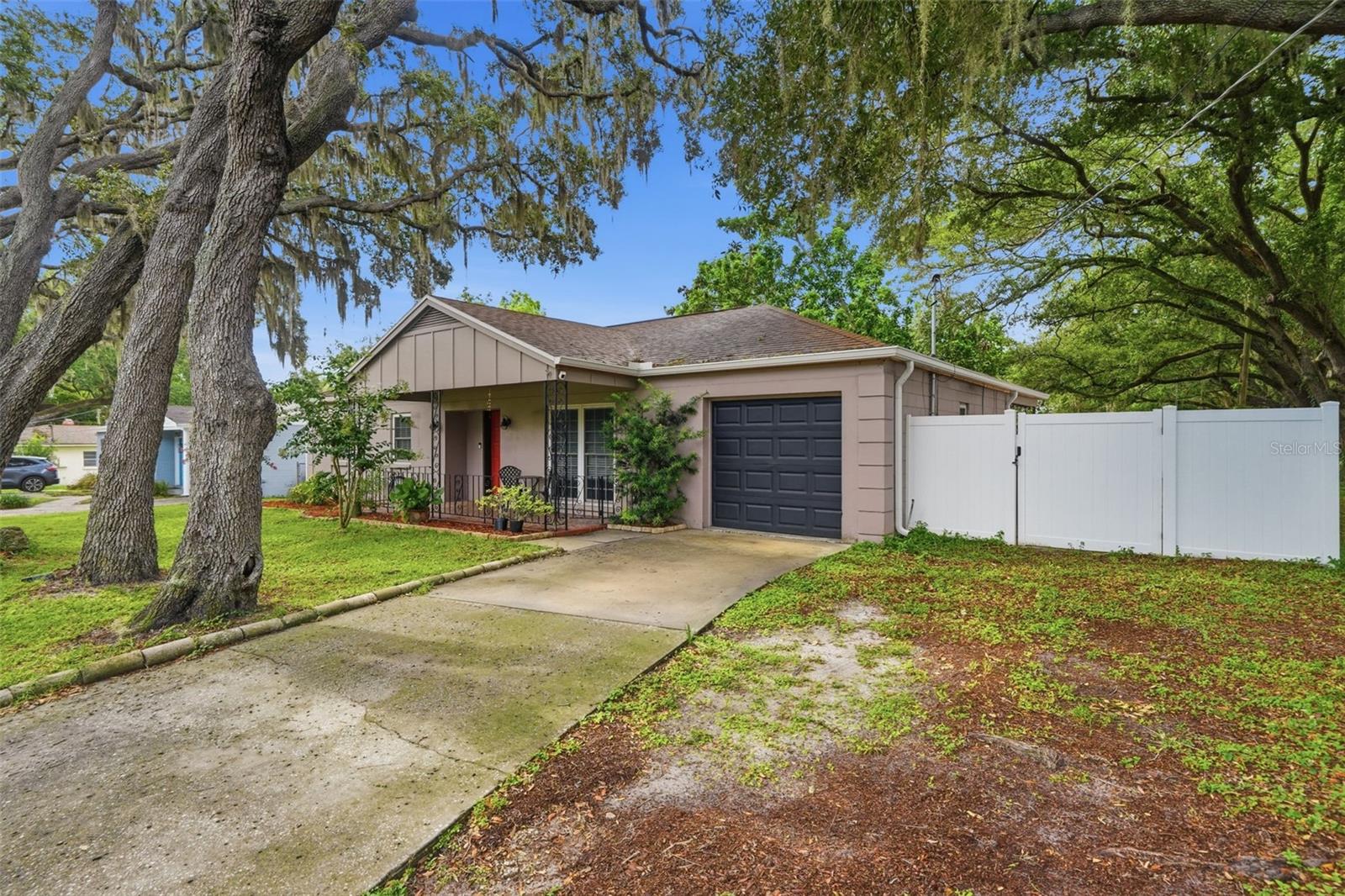 1901 E DIANA ST, TAMPA, FL — photo 3