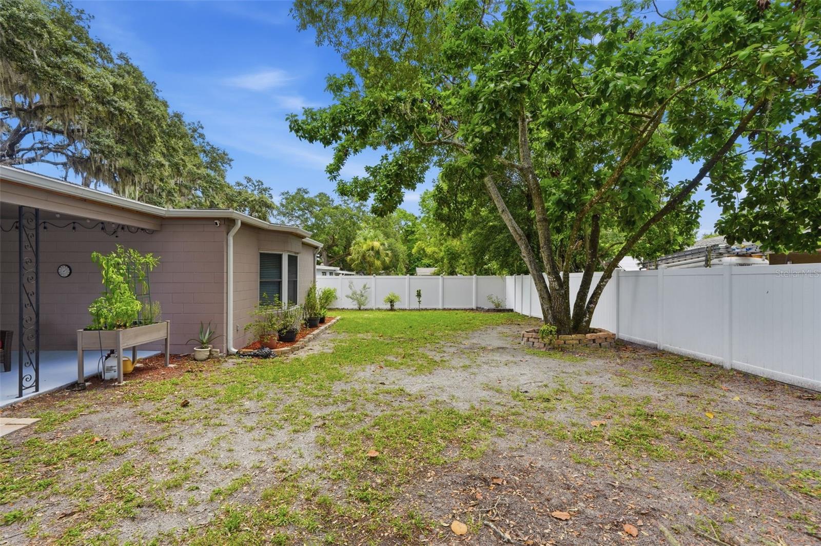 1901 E DIANA ST, TAMPA, FL — photo 39