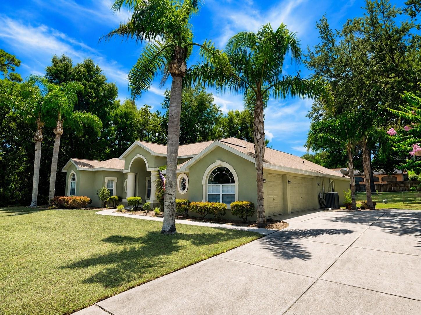7552 RIVER COUNTRY DR, WEEKI WACHEE, FL — photo 2