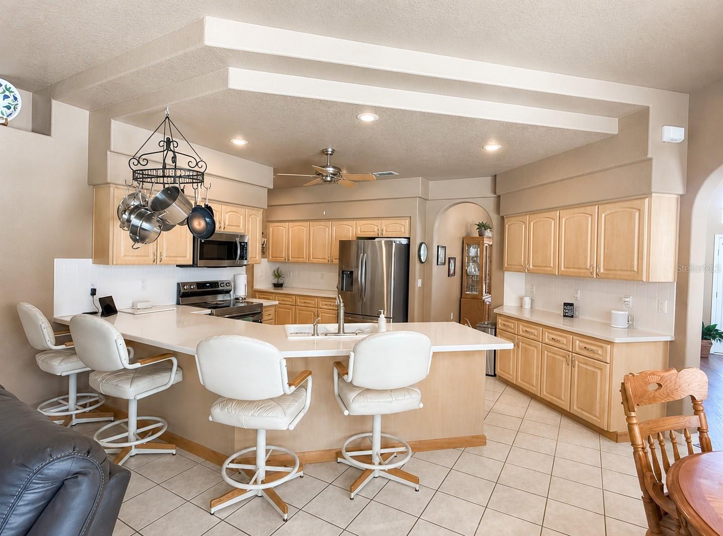 7552 RIVER COUNTRY DR, WEEKI WACHEE, FL — photo 16