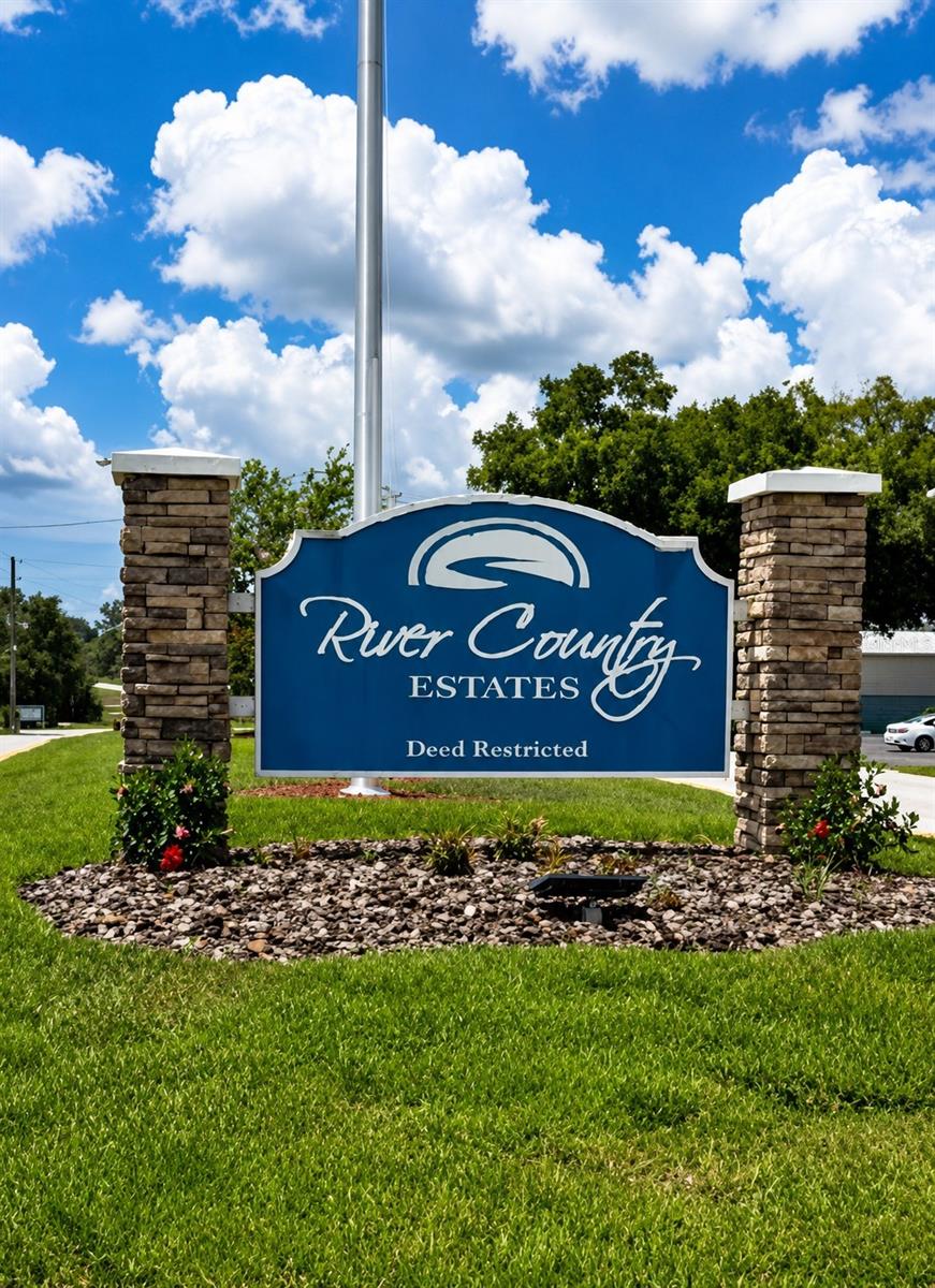 7552 RIVER COUNTRY DR, WEEKI WACHEE, FL — photo 39