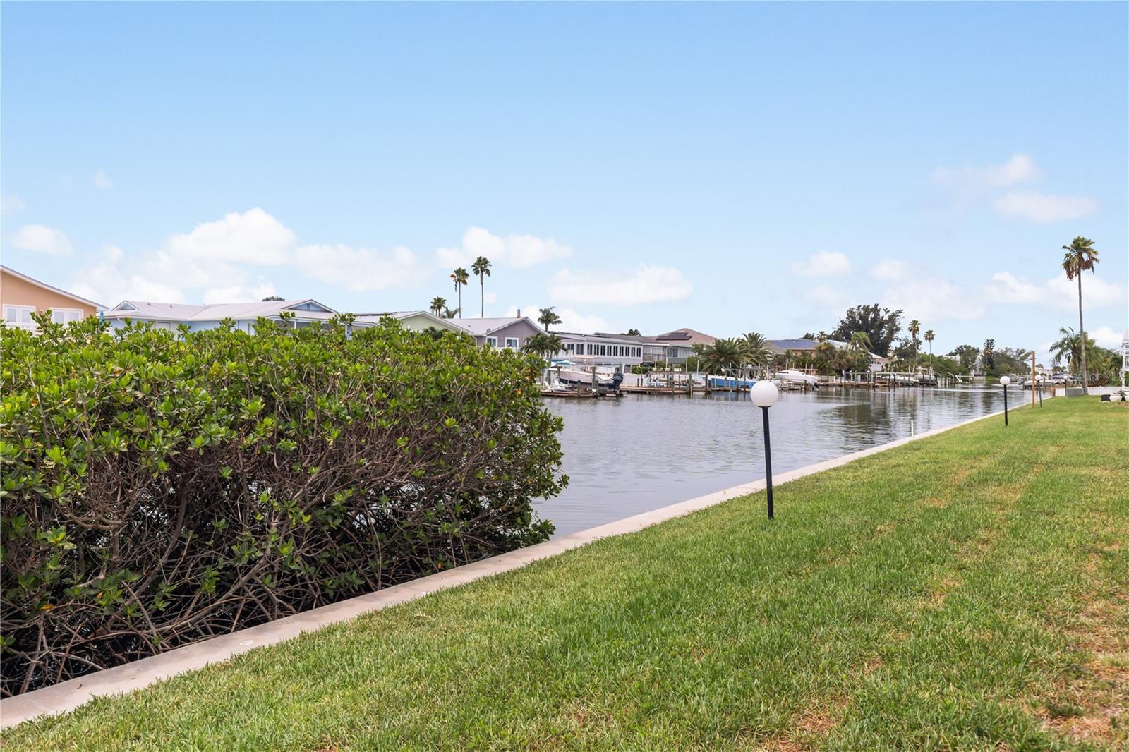 1 WINDRUSH BLVD #63, INDIAN ROCKS BEACH, FL — photo 6