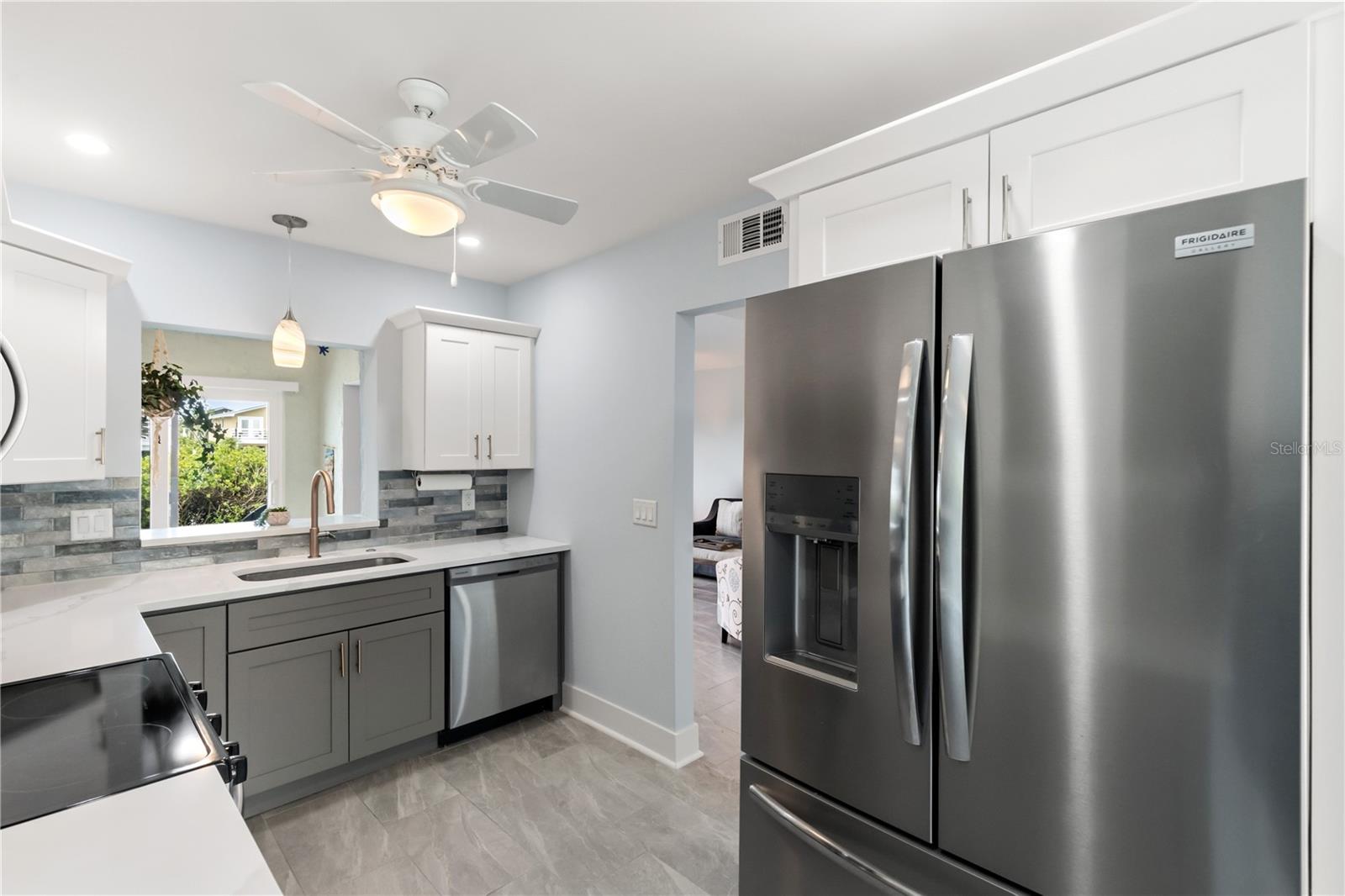1 WINDRUSH BLVD #63, INDIAN ROCKS BEACH, FL — photo 11