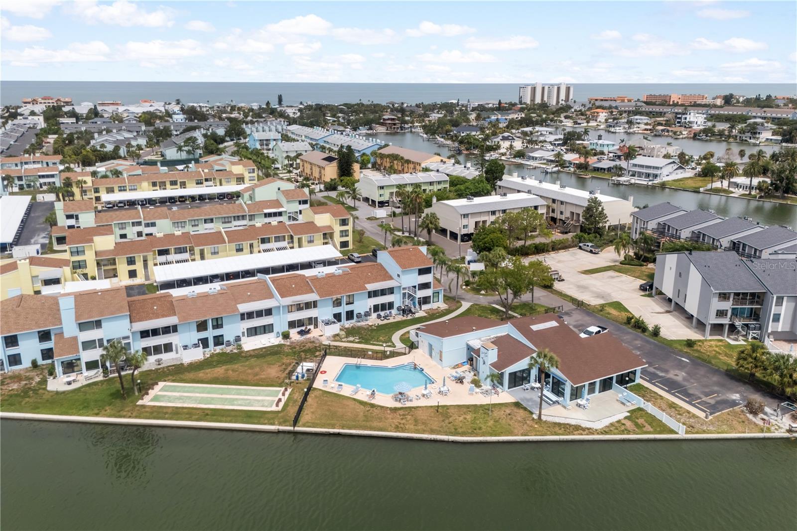 1 WINDRUSH BLVD #63, INDIAN ROCKS BEACH, FL — photo 44