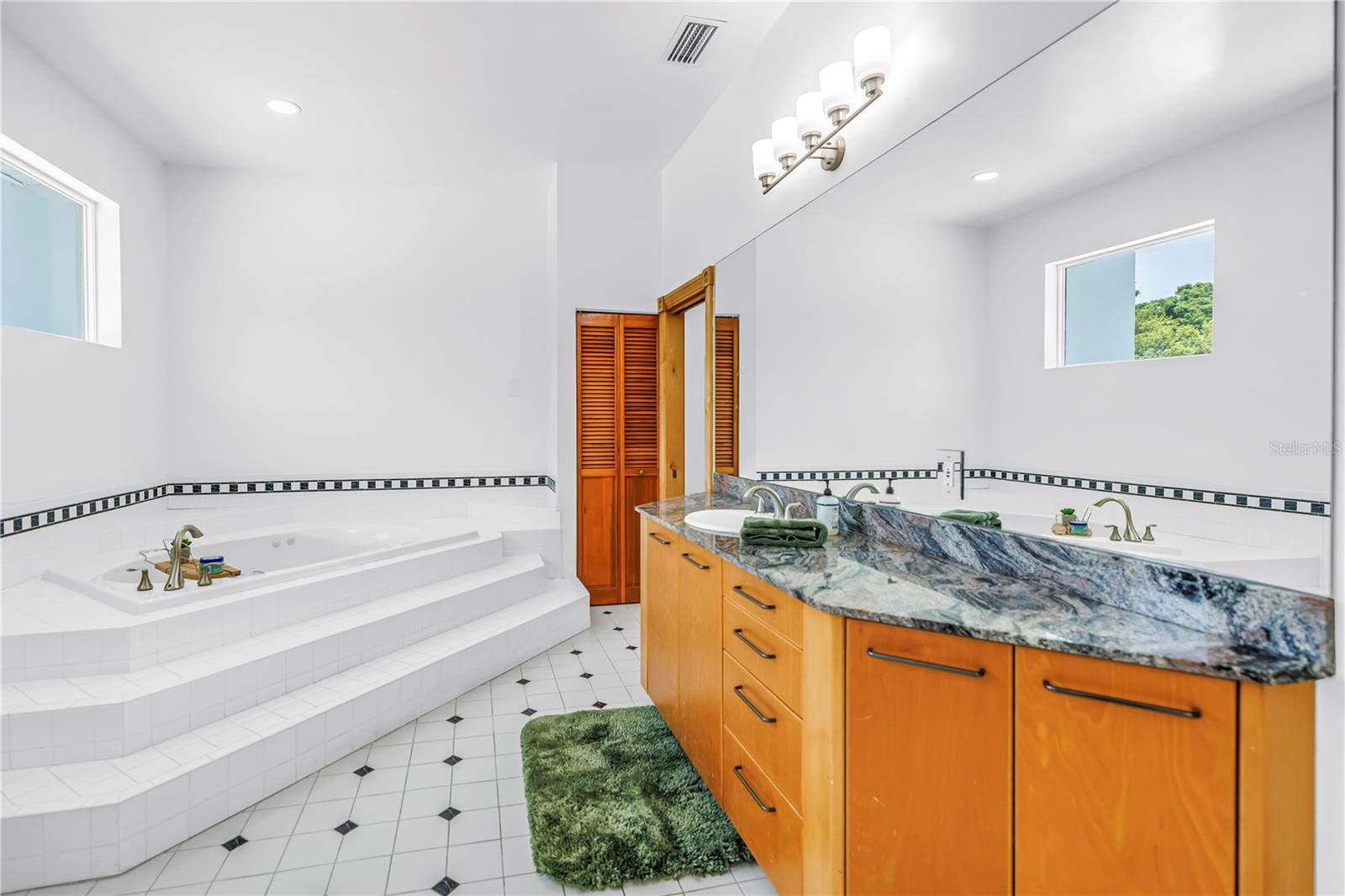 2280 PINELLAS POINT DR S, ST PETERSBURG, FL — photo 58