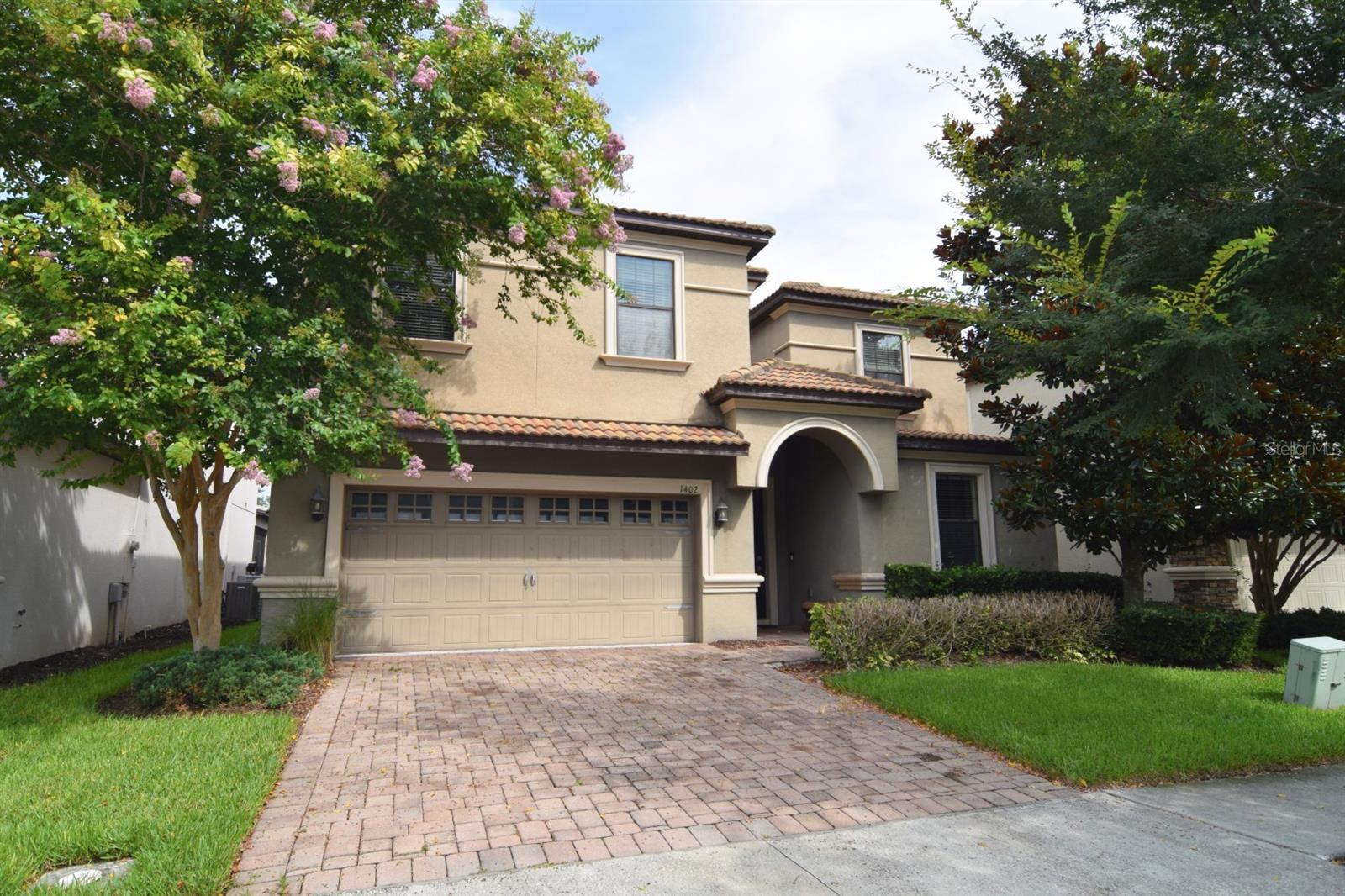 1402 MOON VALLEY DR, DAVENPORT, FL