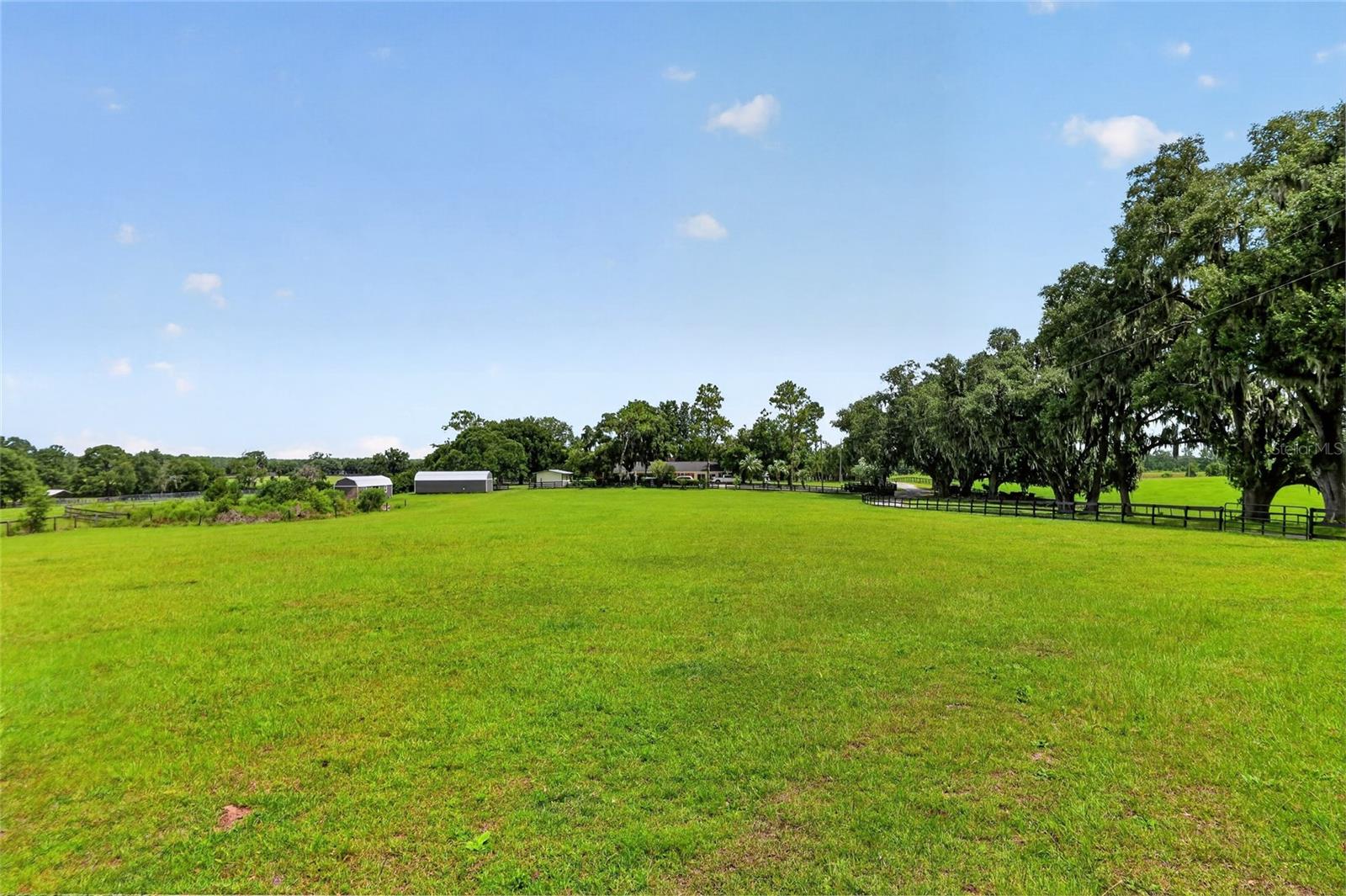 8544 NW 160TH AVE, MORRISTON, FL — photo 13
