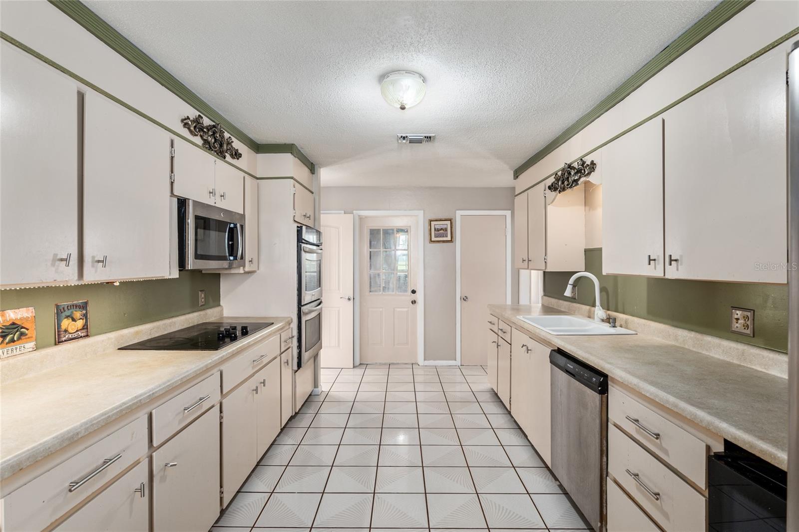 8544 NW 160TH AVE, MORRISTON, FL — photo 30