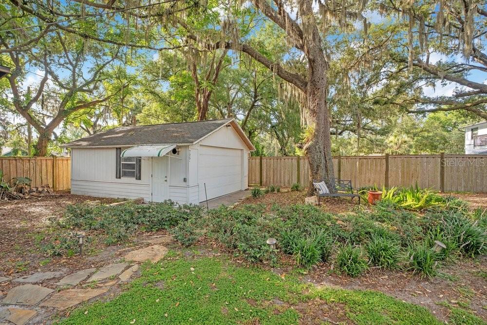 725 OAKDALE ST, WINDERMERE, FL — photo 39