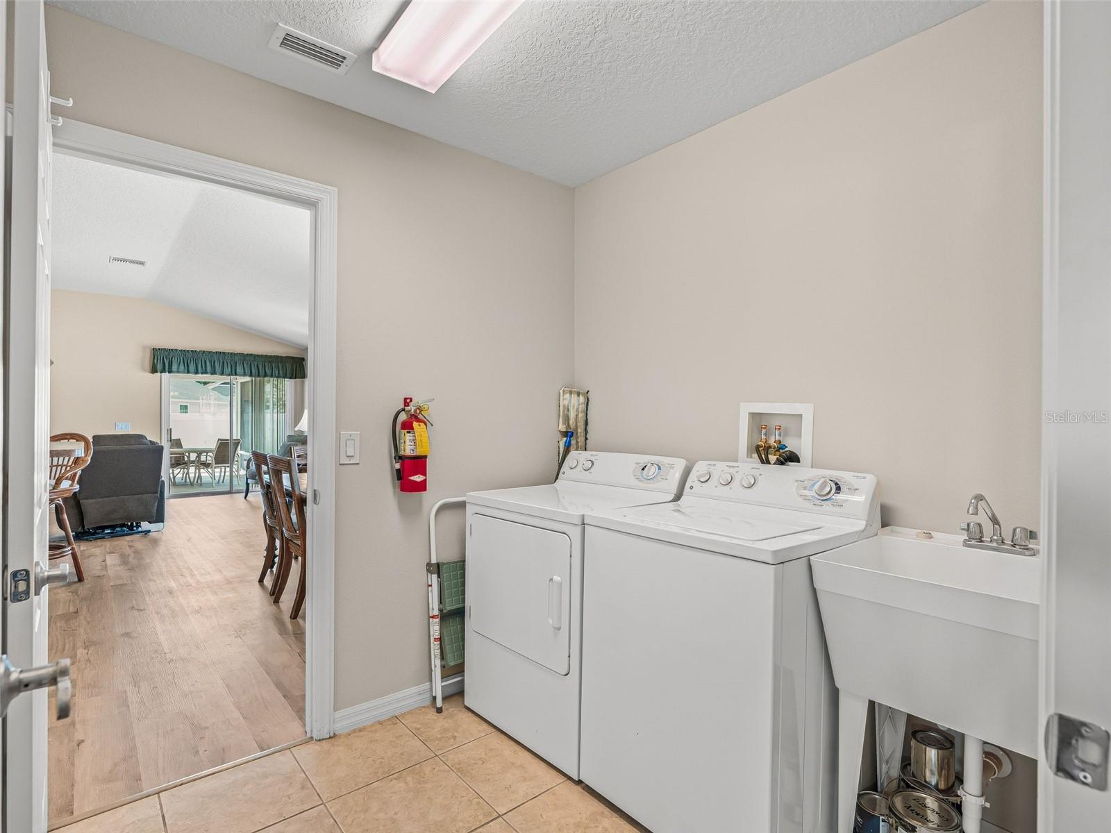 1134 SOUTHERN SUN DR, THE VILLAGES, FL — photo 25