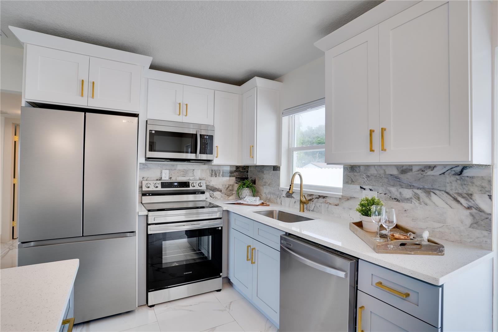 12425 RIDGE RD, LARGO, FL — photo 12
