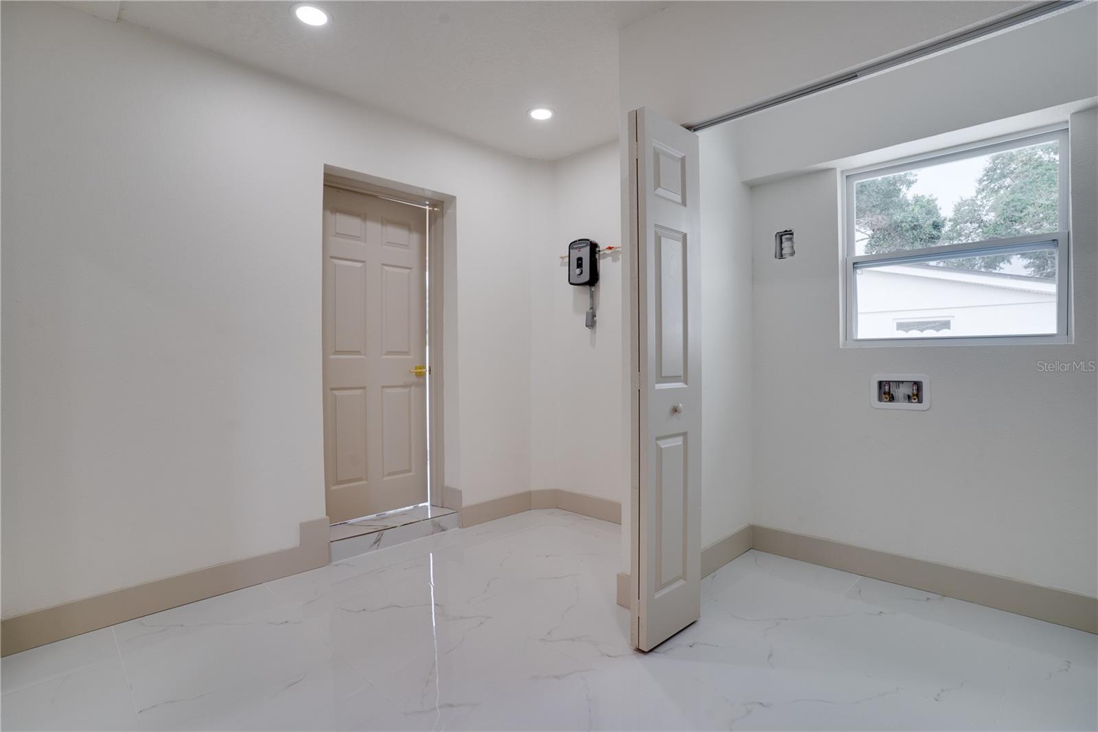 12425 RIDGE RD, LARGO, FL — photo 25